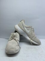 Nike Roshe One Cream Lightweight Mesh Sneakers