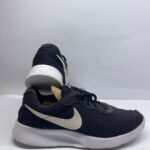 Nike Black/White Running Shoes – Lightweight Athletic Sneakers